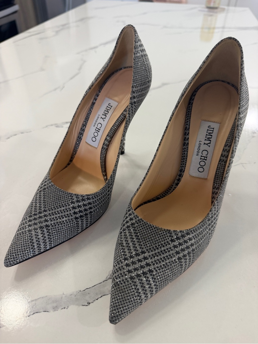 Jimmy Choo Gray Houndstooth Pointed-Toe Pumps